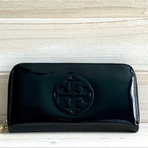 Tory Burch Stacked Continental Wallet Black Patent